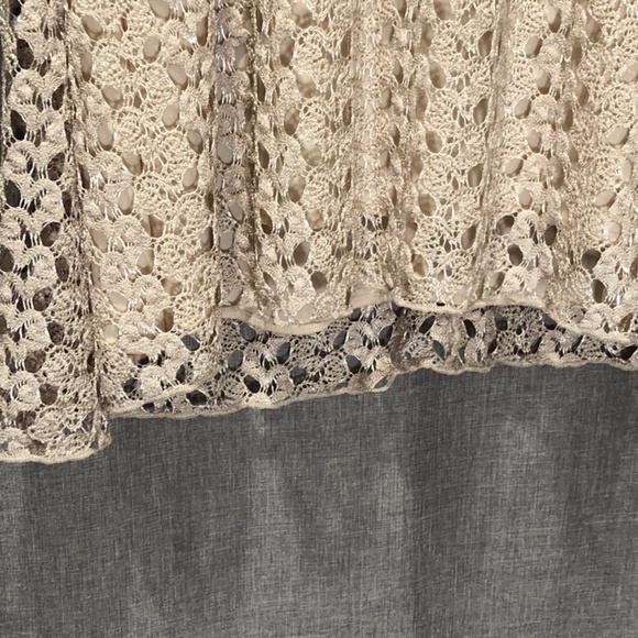 New Direction Crocheted Lace Top, Sz. L. NWOT /1005 - Picture 5 of 5